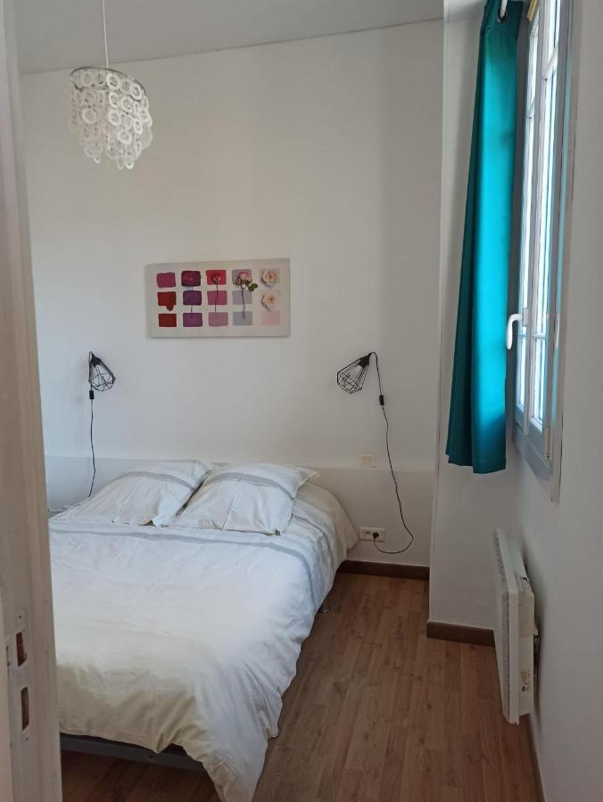 Charmant 2 Pieces, A Deux Pas Du Centre Apartment ม็องตง ภายนอก รูปภาพ