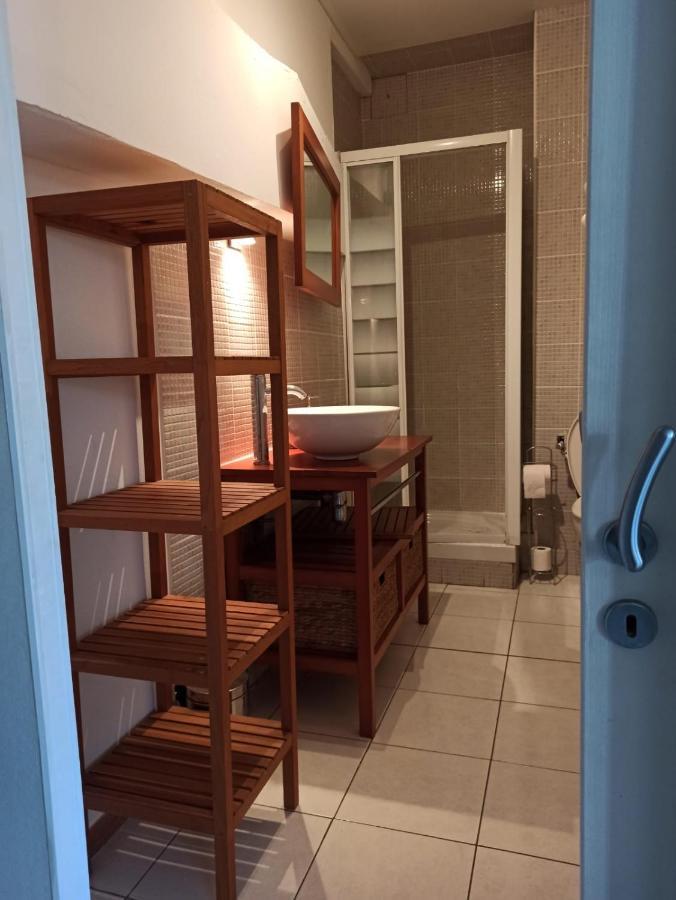 Charmant 2 Pieces, A Deux Pas Du Centre Apartment ม็องตง ภายนอก รูปภาพ